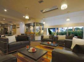 Hotel First 