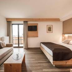 Hotel Karin 