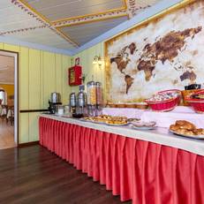 Hotel Alpen 