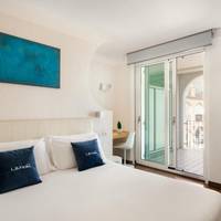 Life Hotel 