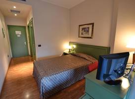 Sun Hotel 