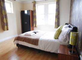 Prime Location Lets - Clarence House Serviced Apartments 