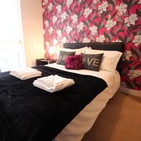 Prime Location Lets - Vizion Apartments 