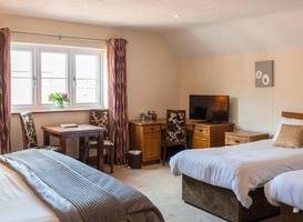 Ingon Manor Hotel Golf & Country Club 