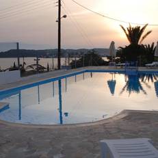 Long View Resort and Spa Rooms and Apartments