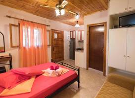 Villa Dimitris Apartments & Studios 