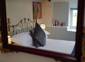 Knoll Hill Farm, The Place To Stay 