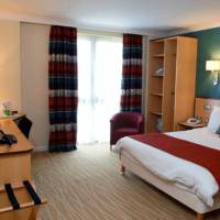 Burleigh Court Hotel and Leisure 