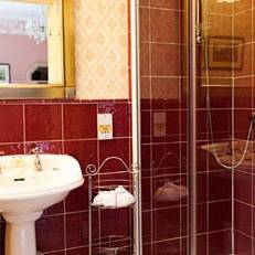 Glangrwyney Court Country House 