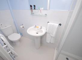 The Avenue Guest Accommodation 