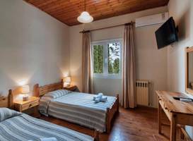 Fouxia Apartments and Studios 