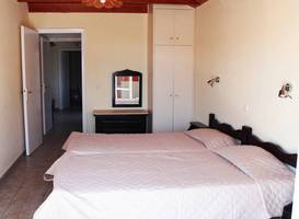 Theodora Studios & Apartments 