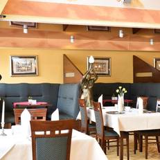 Piramida Hotel Spa & Wellness 