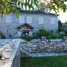 Amaryllis Luxury Guest House