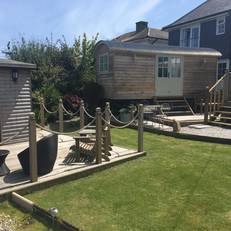 Downsfield Bed and Breakfast 