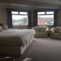 The Fitzwilliam Arms Hotel 
