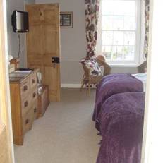 White Hall Bed & Breakfast 