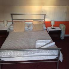 Malvern Lodge Guest House 