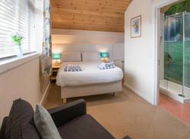 Discovery Accommodation 