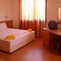 Bellehouse Guest House 