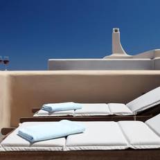 Voreina Gallery Suites 