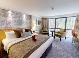 Rhinefield House Hotel 
