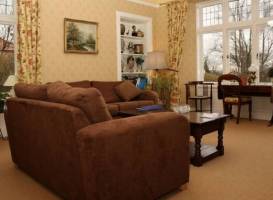 The Knowe Guest House 