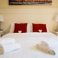 Fountains Guest House 