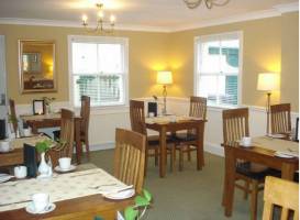 Watermead Guest House 