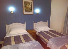 Chadwick House Hotel 