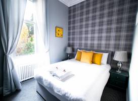 The Scot House Hotel 