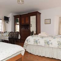 Burton Farmhouse B&B 