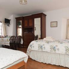 Burton Farmhouse B&B 