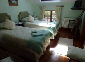 Burton Farmhouse B&B 
