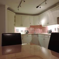 Sea Breeze Apartment 
