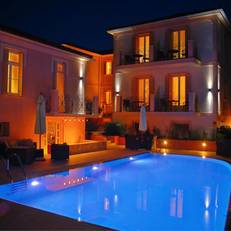 Korina Gallery Hotel 