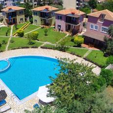 Saint Thomas Village 