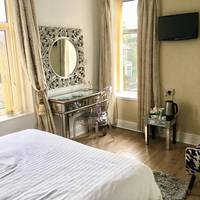 Highfield Guesthouse 