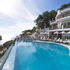 Irida Boutique Hotel 