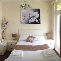 The Bay Guest House 