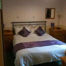 Cottage Court Hotel 