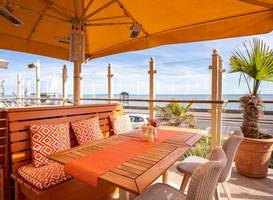 Roslin Beach Hotel 