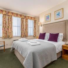 Swan Revived Hotel 