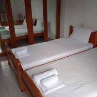 Syraina Apartments 