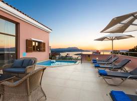 Leste Luxury Homes 