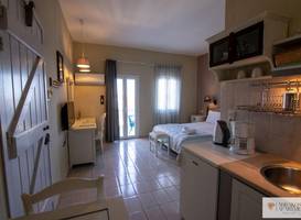 Adrakos Apartments 