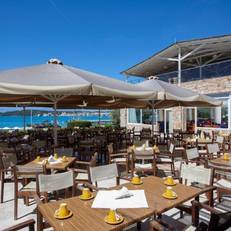 Nautica Bay Hotel 