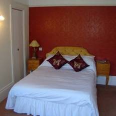 Eagle House Hotel 