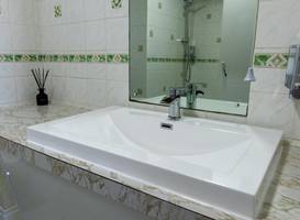 Royal Lion Hotel 