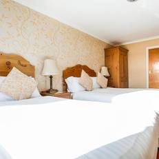 Summerhill Hotel 